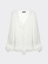 Blusa con jabot image number 4