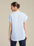 Blusa con micro rayas image number 1