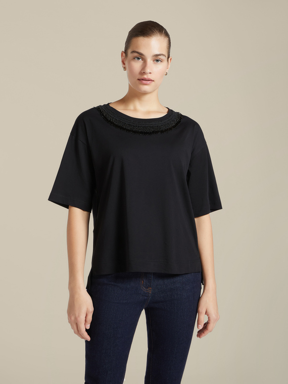 T-shirt with embroidered neckline