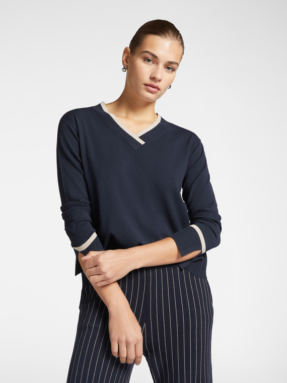 Pull avec bordure contrastante