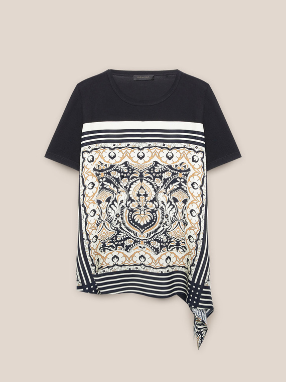 T-shirt con stampa foulard