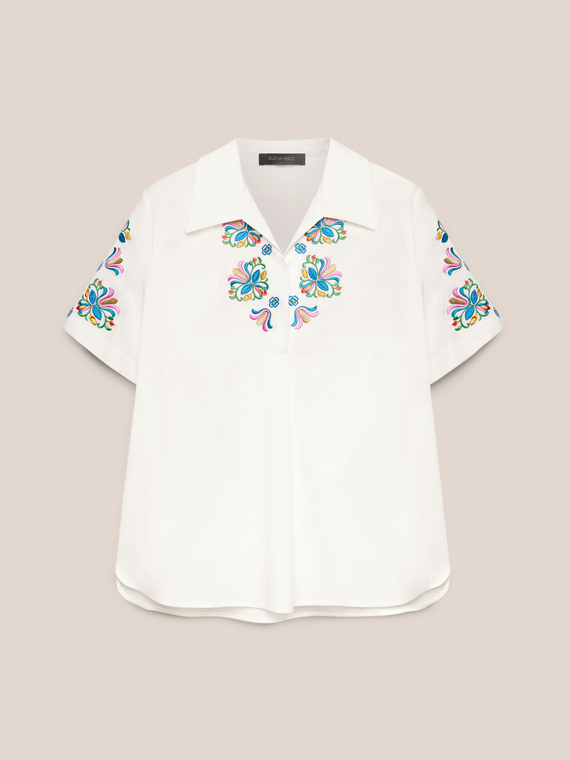 Blusa in popeline con ricamo