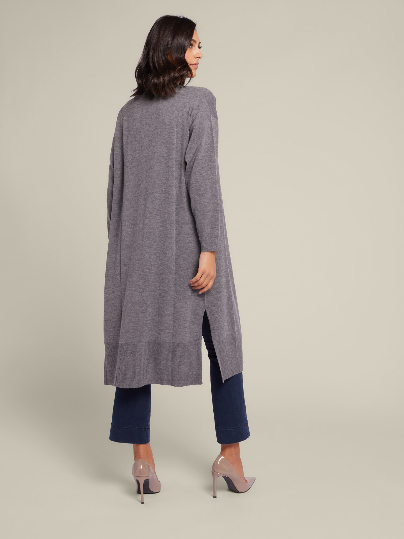 Cardigan lungo in lana comfort image number 1
