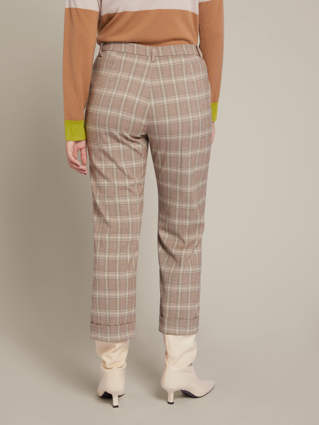 Pantaloni check image number 1