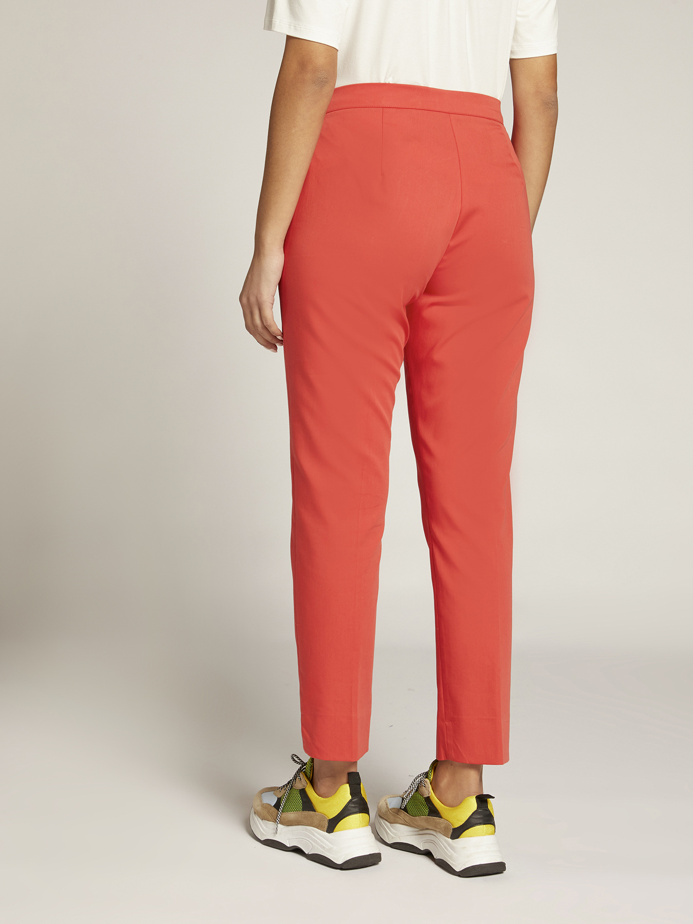 STRETCH TWILL STOVEPIPE TROUSERS