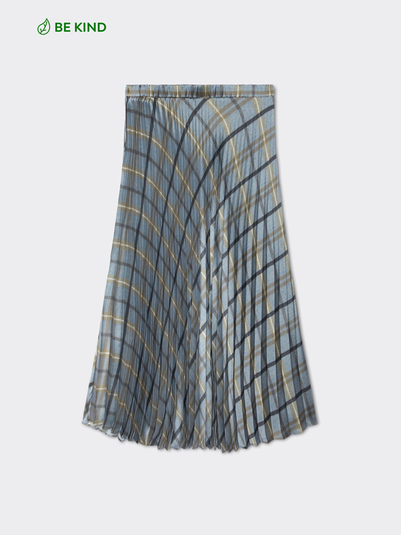 Pleated skirt in printed satin