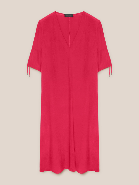 Robe fuchsia à col en V