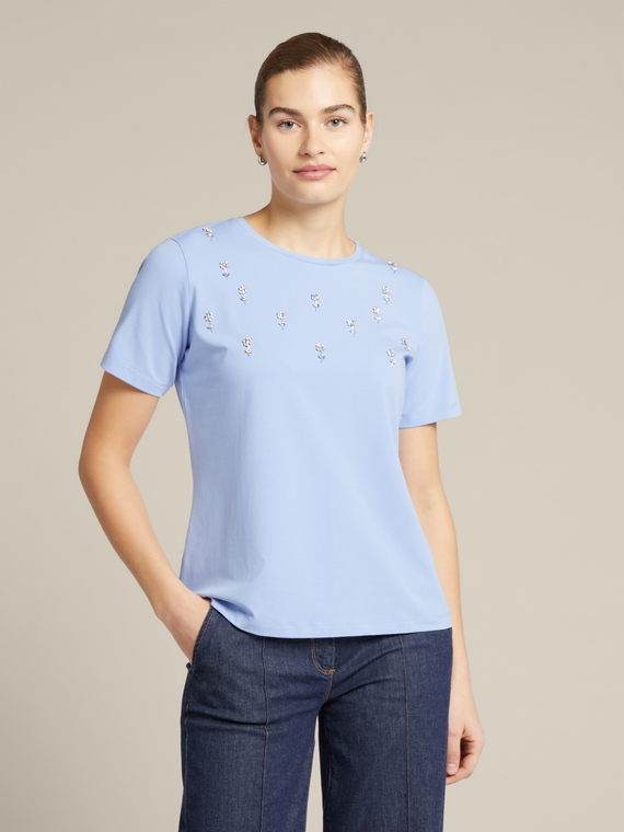 T-shirt with floral embroidery