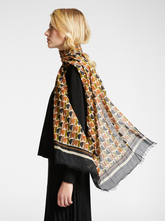 Printed wool and silk stole