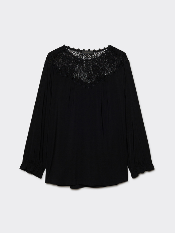 Blusa elegante con pizzo