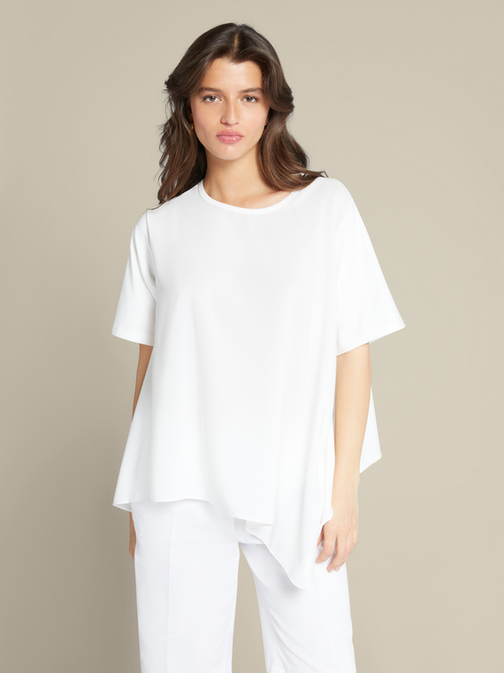 Loose asymmetric T-shirt