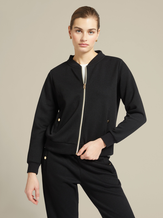 Sweatshirt with zip